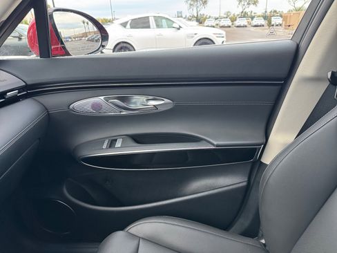 Used 2023 Genesis GV70 2.5T image 16