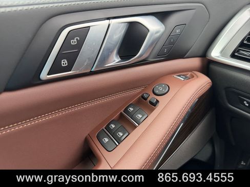 Used 2026 BMW X5 xDrive40i AWD/4WD image 21