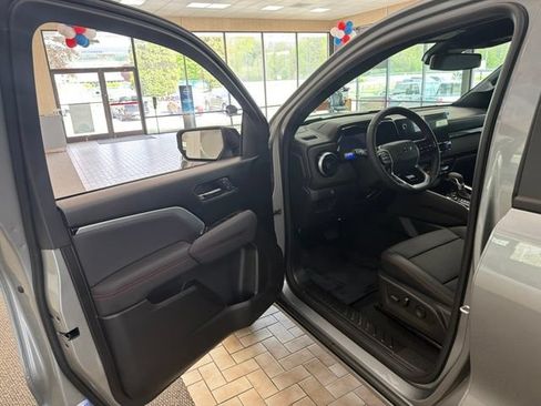 New 2026 Chevrolet Colorado Z71 w/ Z71 Convenience Package 2 AWD/4WD image 16