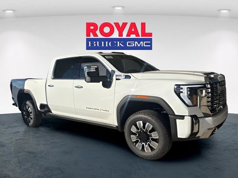New 2026 GMC Sierra 3500 Denali w/ Denali Reserve Package image 3