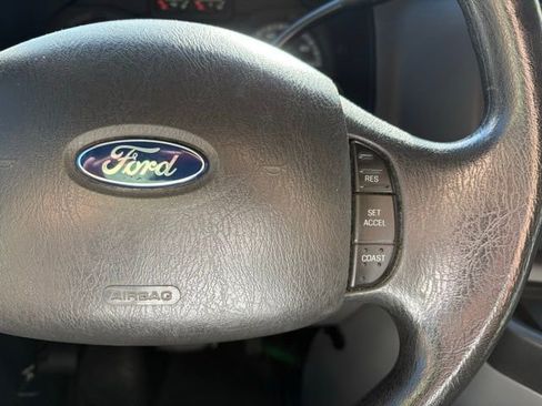 Used 2014 Ford E-250 and Econoline 250 w/ Commercial Cargo Van Package image 14