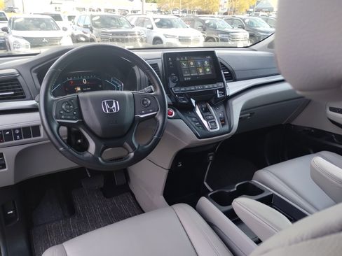 Used 2024 Honda Odyssey EX-L image 18