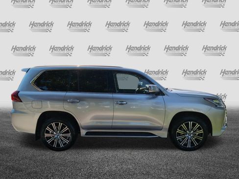 Used 2020 Lexus LX 570 4WD w/ Luxury Package image 11