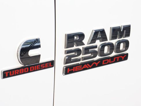 Used 2018 RAM 2500 Tradesman w/ Chrome Appearance Group RWD image 48