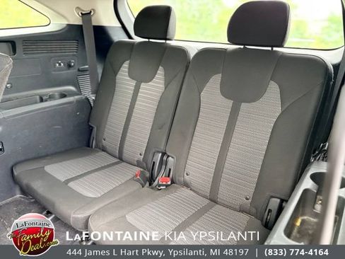 Used 2021 Kia Sorento LX FWD image 11