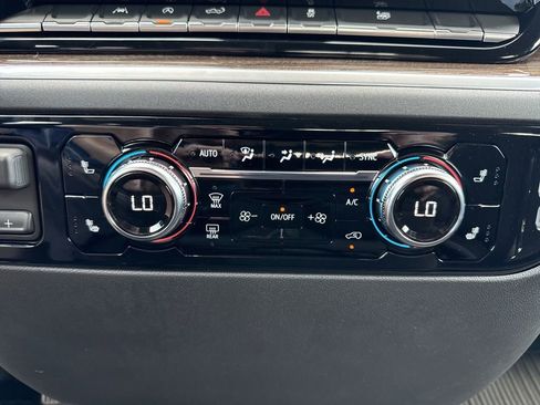 New 2026 GMC Sierra 1500 Elevation image 18