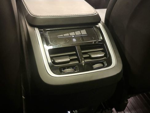 Used 2019 Volvo XC90 T6 Inscription image 30