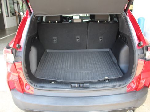 Used 2022 Ford Escape SE w/ SE Sport Appearance Package FWD image 22
