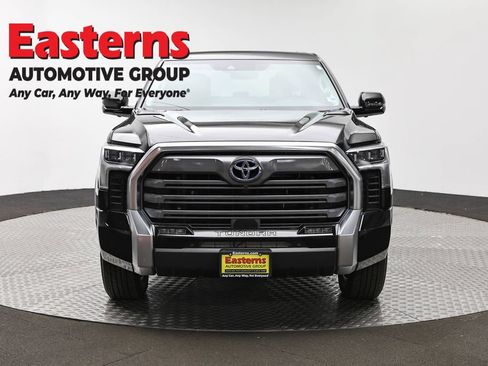 Used 2024 Toyota Tundra Limited AWD/4WD image 2