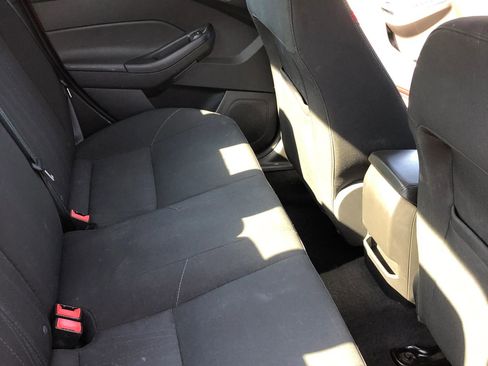 Used 2017 Ford Focus SE image 14