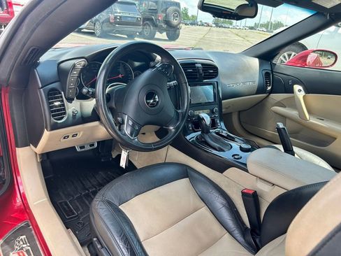 Used 2013 Chevrolet Corvette Grand Sport w/ 3LT Preferred Equipment Group RWD image 6