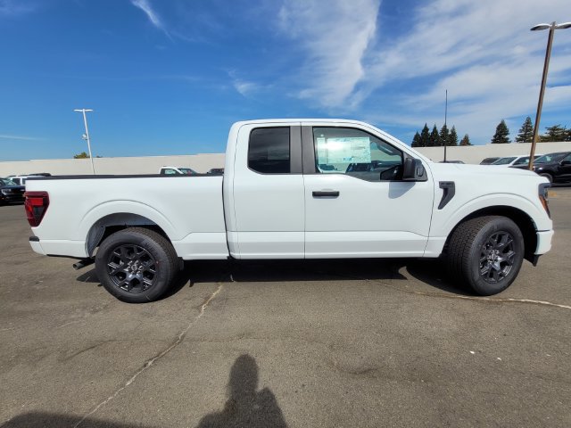 New 2026 Ford F150 STX w/ Equipment Group 200A RWD image 4