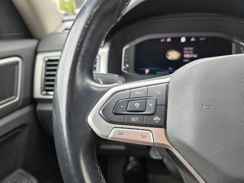 Used 2021 Volkswagen Atlas SEL image 16