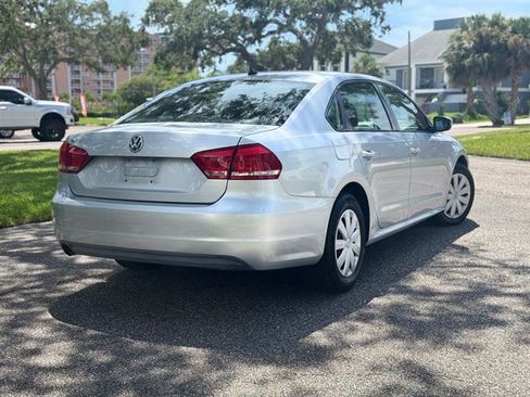 Used 2012 Volkswagen Passat 2.5 S FWD image 4