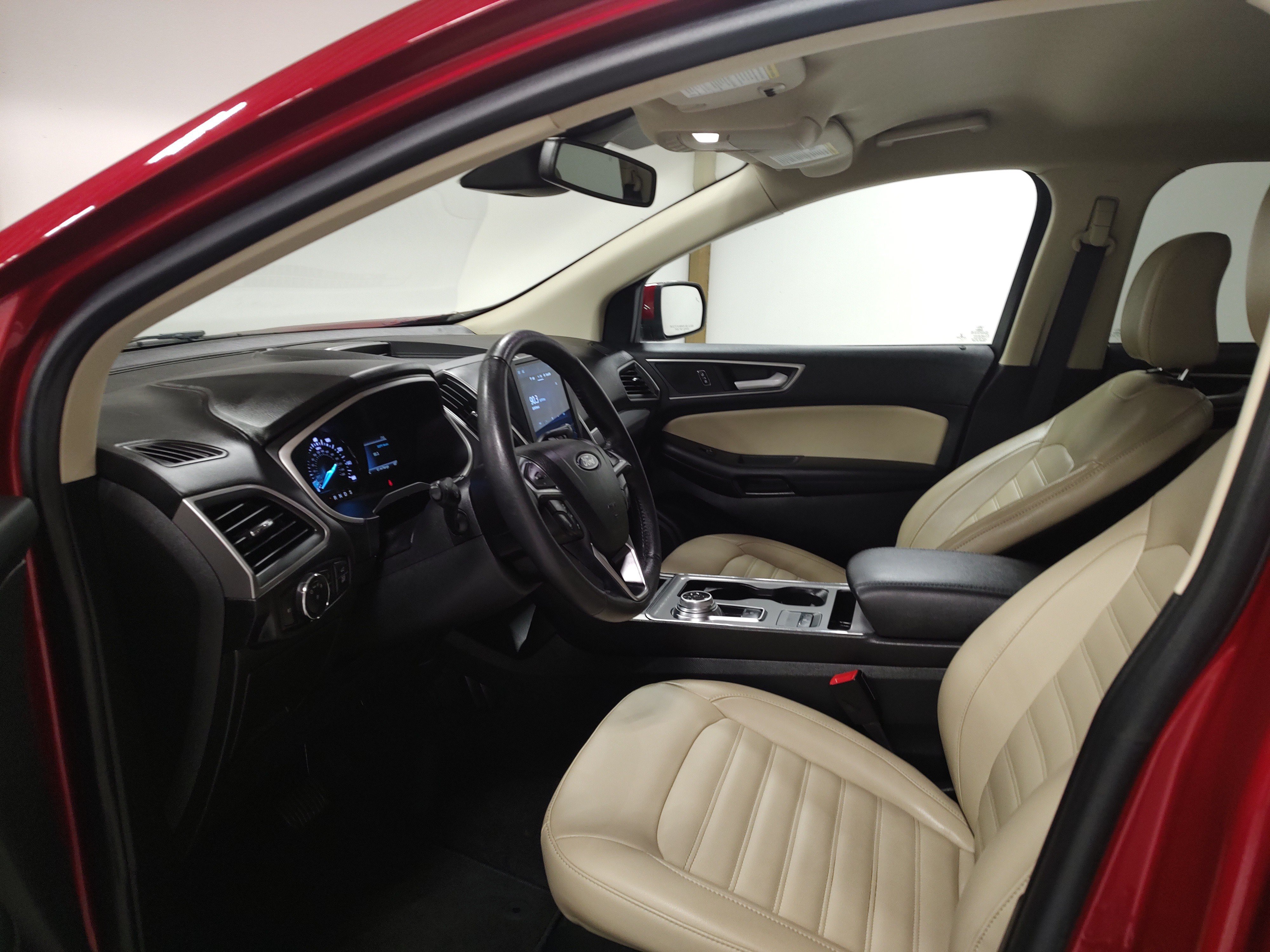 Used 2021 Ford Edge SEL w/ Convenience Package FWD image 10