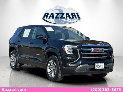 Used 2025 GMC Terrain Elevation FWD image 1