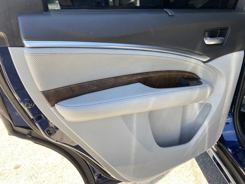 Used 2019 Acura MDX FWD w/ Tech & Entertainment image 16