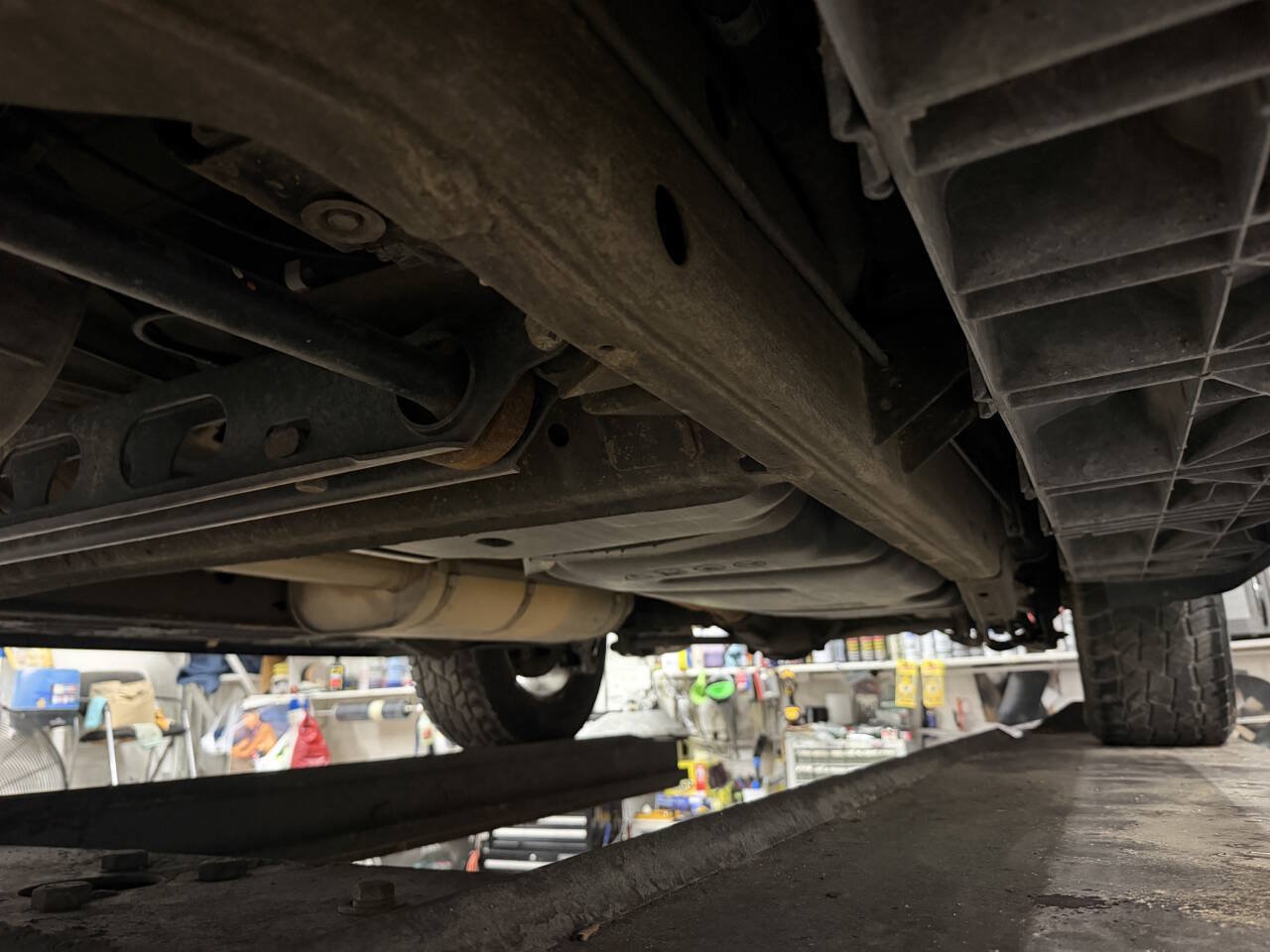 Used 2004 GMC Yukon XL Denali AWD/4WD image 31