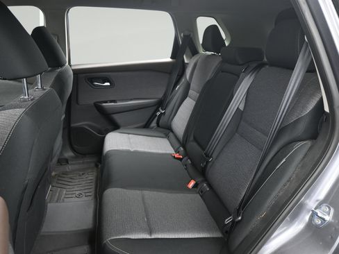 Certified 2022 Nissan Rogue SV AWD/4WD image 11