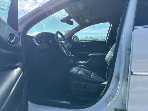 Used 2018 GMC Acadia SLT image 13