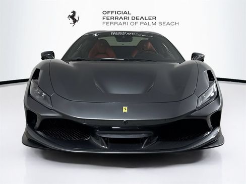 Certified 2022 Ferrari F8 Tributo RWD image 2