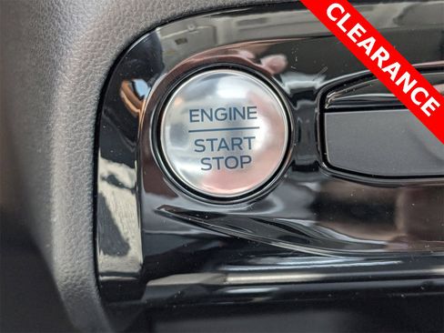 New 2025 Ford Escape SE image 8