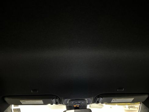 Used 2023 Toyota Corolla SE image 26