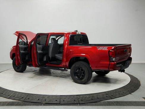 Used 2023 Toyota Tacoma SR image 13