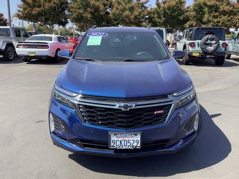 Used 2022 Chevrolet Equinox RS w/ RS Leather Package image 4