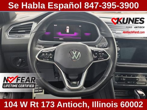 Used 2022 Volkswagen Tiguan SE R-Line image 43