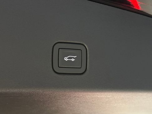 Certified 2025 Cadillac Optiq Luxury 1 image 45