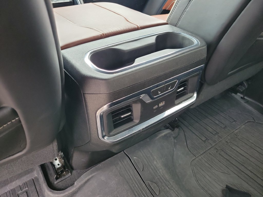 Used 2024 GMC Sierra 1500 Denali Ultimate AWD/4WD image 11