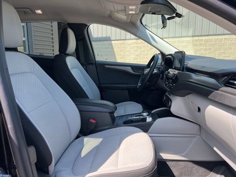 Used 2024 Ford Escape Active AWD/4WD image 11