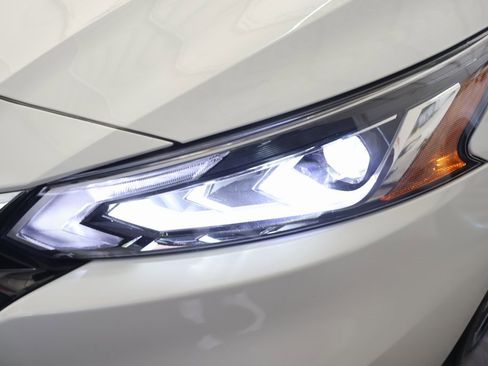 Used 2022 Nissan Altima 2.5 Platinum image 26