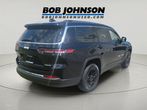 Used 2023 Jeep Grand Cherokee L Laredo w/ Luxury Tech Group I AWD/4WD image 9