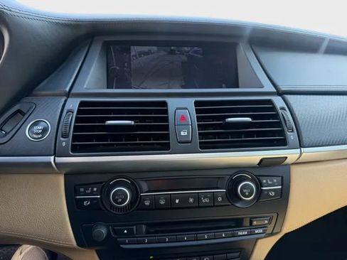 Used 2013 BMW X5 M w/ Driver Assistance Pkg AWD/4WD image 16