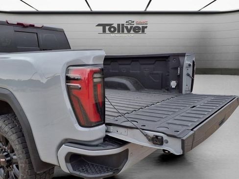 Used 2024 GMC Sierra 2500 AT4 w/ AT4 Premium Plus Package AWD/4WD image 27