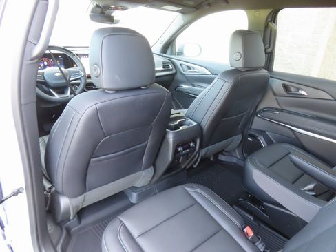 New 2026 Chevrolet Traverse LT w/ Enhanced Driving Package image 23