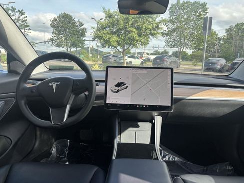 Used 2020 Tesla Model 3 Long Range AWD/4WD image 20
