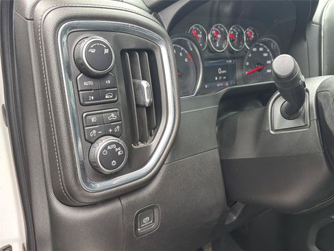 Used 2019 Chevrolet Silverado 1500 RST w/ All-Star Edition AWD/4WD image 22