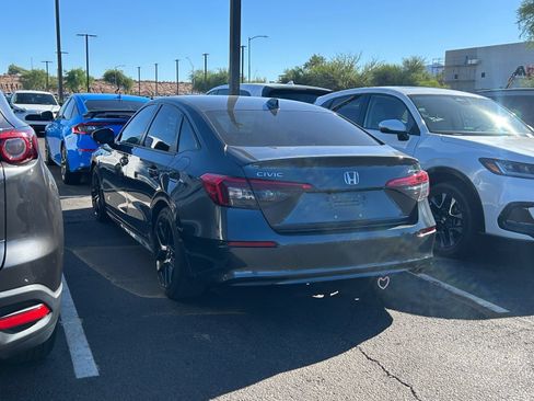 Used 2024 Honda Civic Sport image 2
