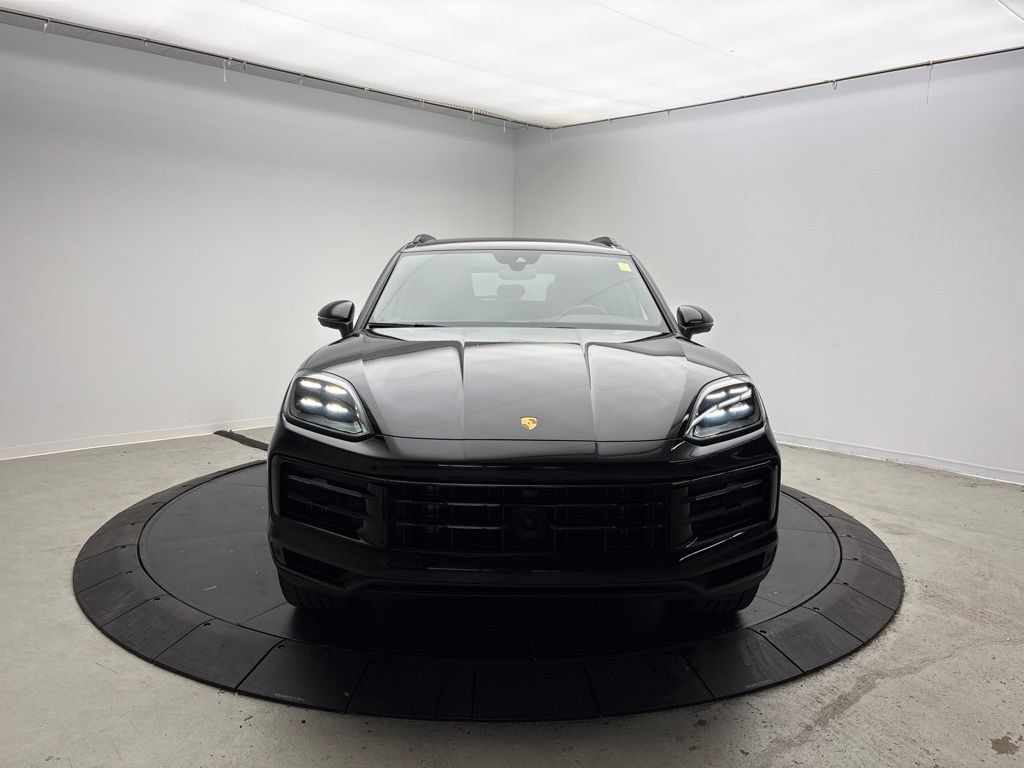 Certified 2024 Porsche Cayenne AWD/4WD image 10