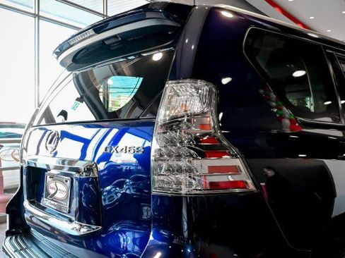 Used 2018 Lexus GX 460 Premium image 13