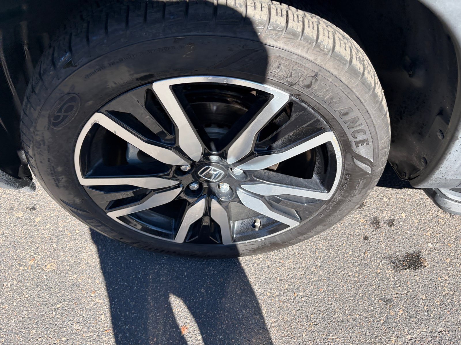 Used 2020 Honda Pilot Touring image 24