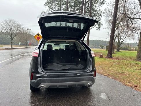 Used 2020 Ford Edge SEL w/ Convenience Package image 18