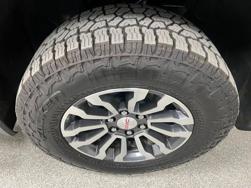 Used 2023 GMC Sierra 1500 AT4 w/ AT4 Preferred Package image 13