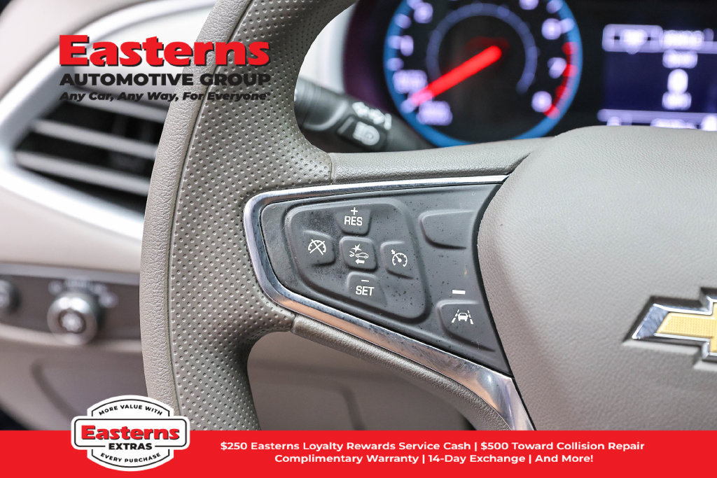 Used 2023 Chevrolet Malibu LT FWD image 16