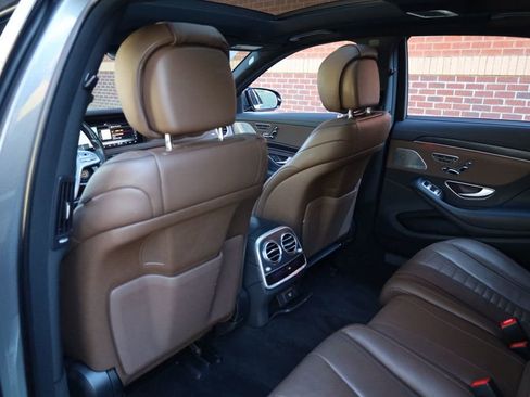 Used 2018 Mercedes-Benz S 560 S 560 4MATIC Sedan image 17