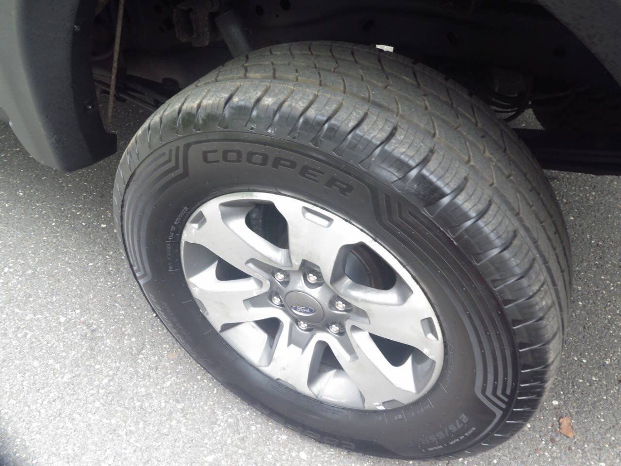 Used 2013 Ford F150 FX4 w/ Luxury Equipment Group AWD/4WD image 30