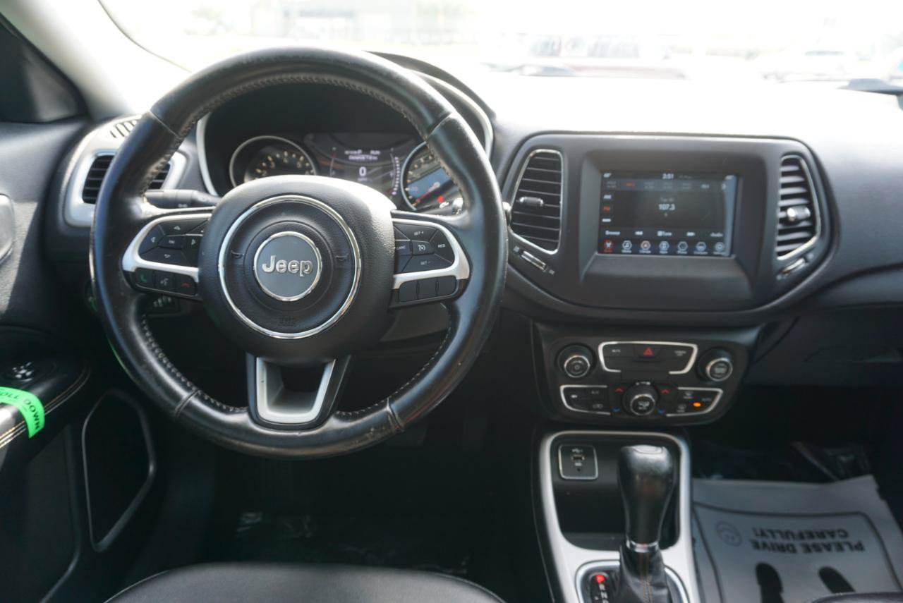 Used 2020 Jeep Compass Latitude FWD image 9